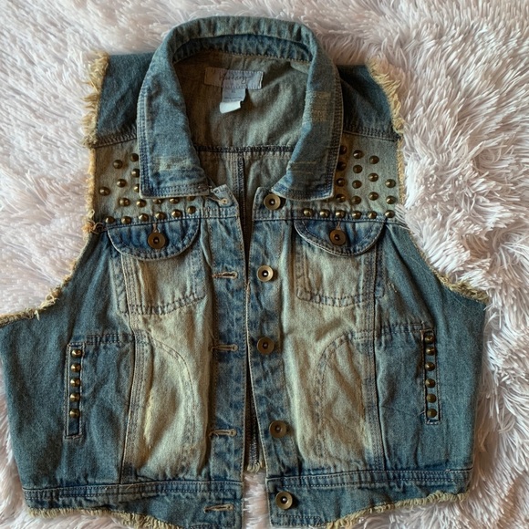 Kiss & Cry Studded Goth Denim Vest - Picture 7 of 16